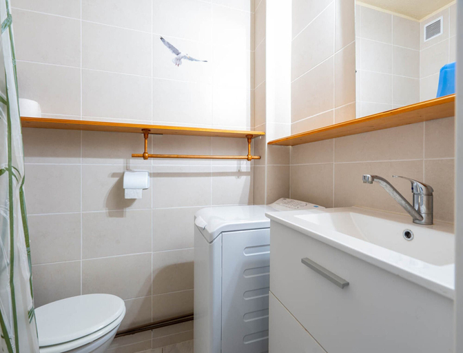 Bathroom 2, Studio in Cap D'agde Near Mediterranean Beaches, Hérault