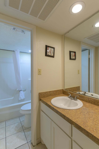 Bathroom, Tiki 159 - Beach Access One Bedroom Condo w/ Pool 1 Condo, Cameron