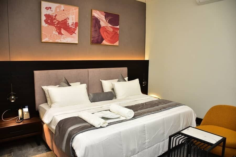 Bedroom 3, THE THRIBEKA INTERNATIONAL HOTEL, Oshimili South