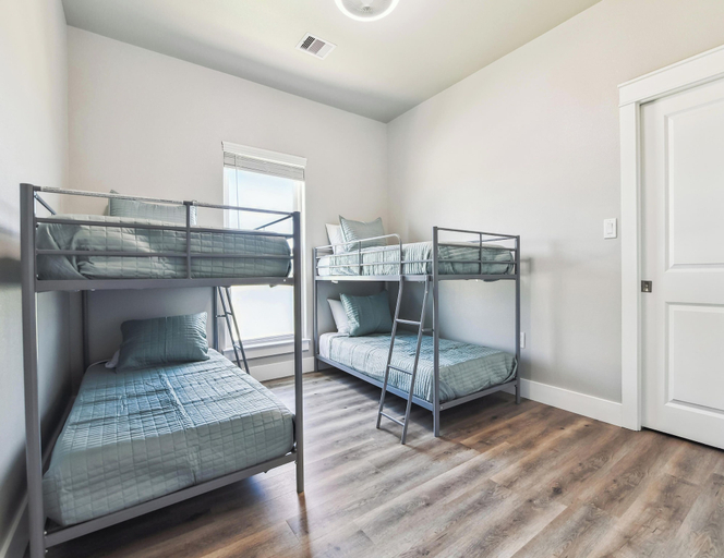 Bedroom 4, Bayfront Nirvana! by Ryson Vacation Rentals, Galveston