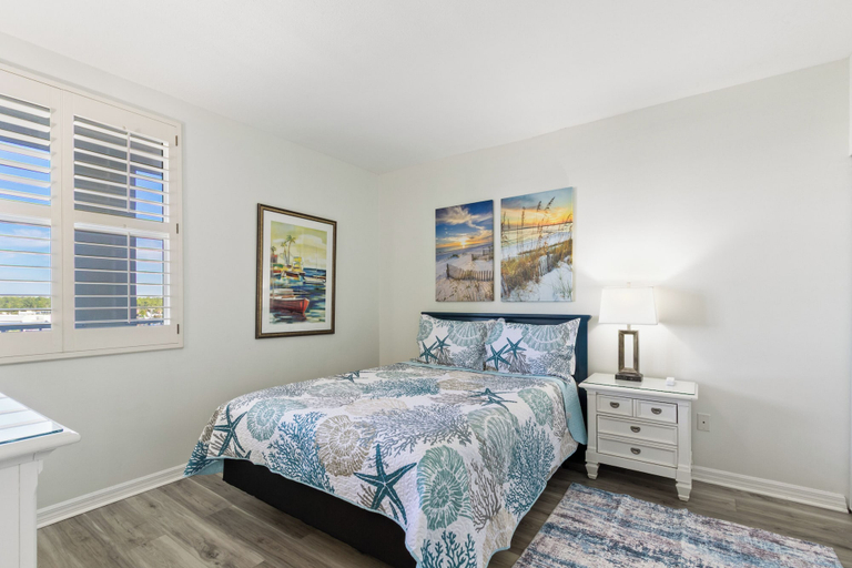 Bedroom 3, Emerald Key 502, Baldwin