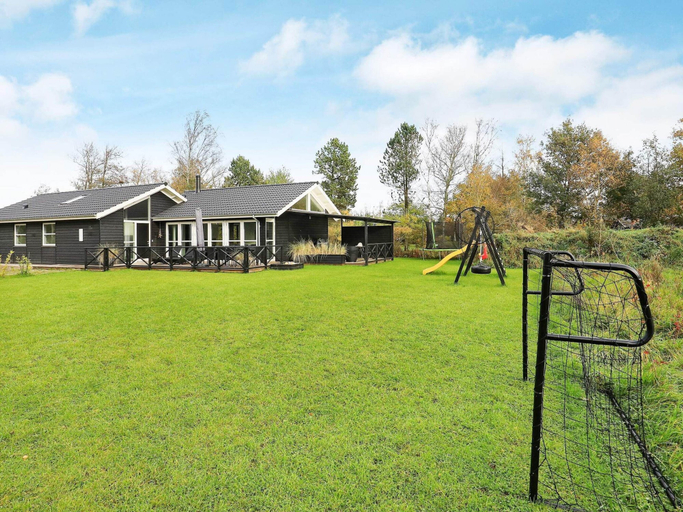 Others 5, 5 Star Holiday Home in Jerup, Frederikshavn