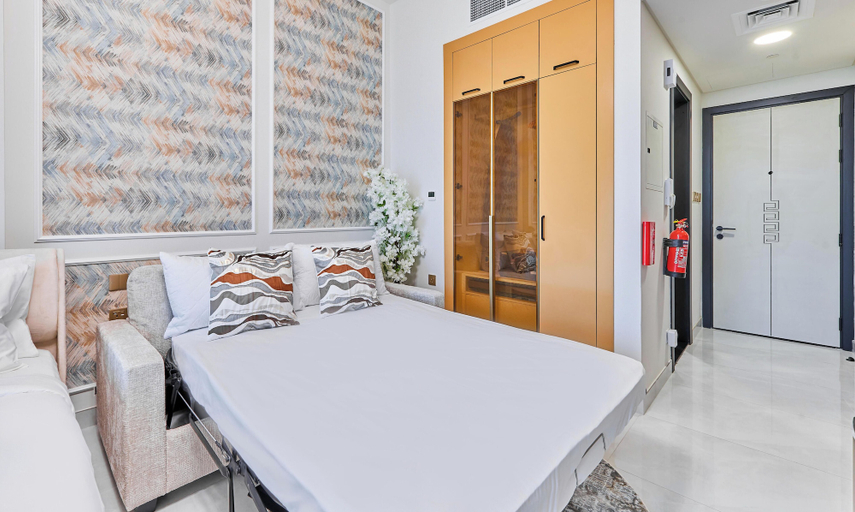 Room 2, bnbme - Skyz By Danube, Dubai
