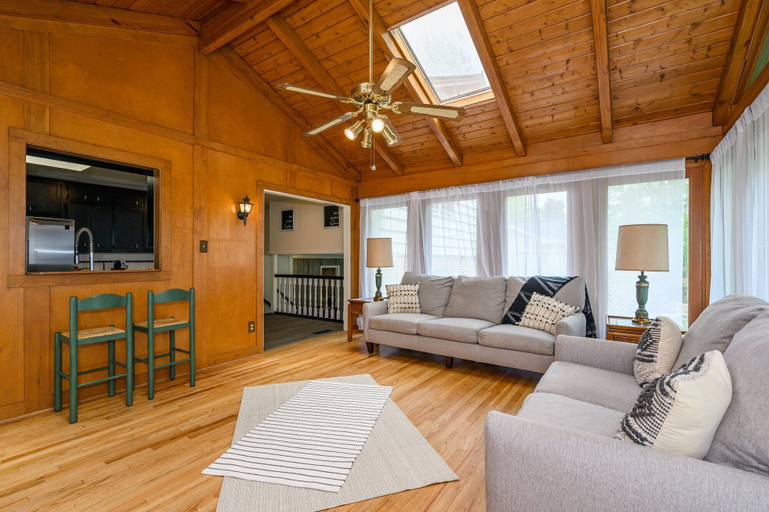 Interior 4, 2431 Weatherford Court, Marietta, Cobb