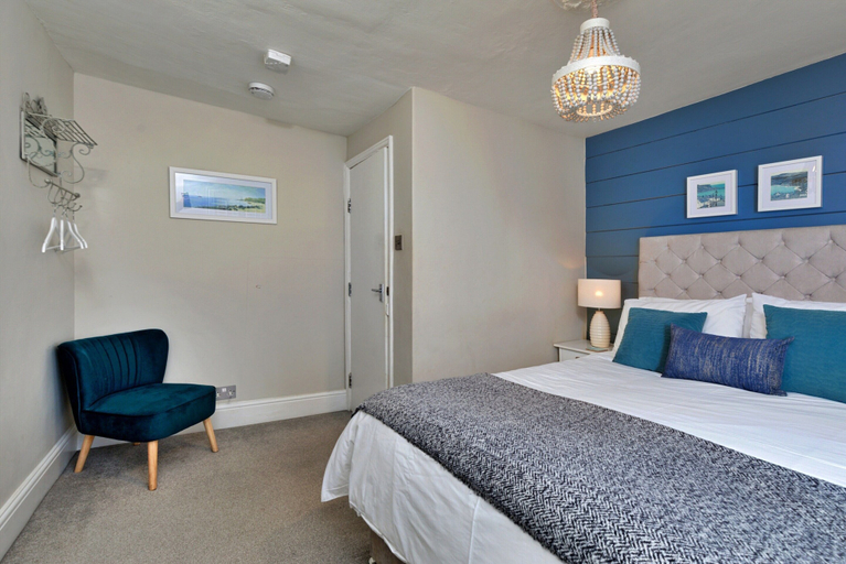 Room 2, Maisonette in Whitby Near Whitby Abbey, North Yorkshire