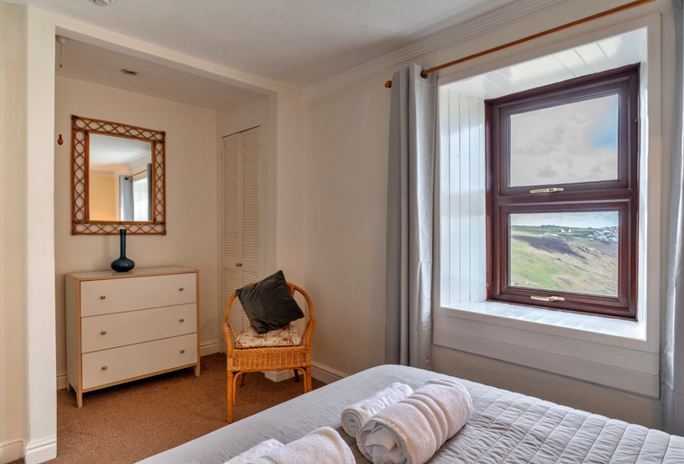 Room 4, Cottage in Sennen Near Sandy Beach, Cornwall