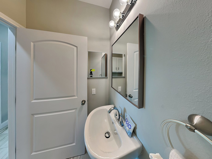 Bathroom 4, Play N Hooky by Ryson Vacation Rentals, Galveston