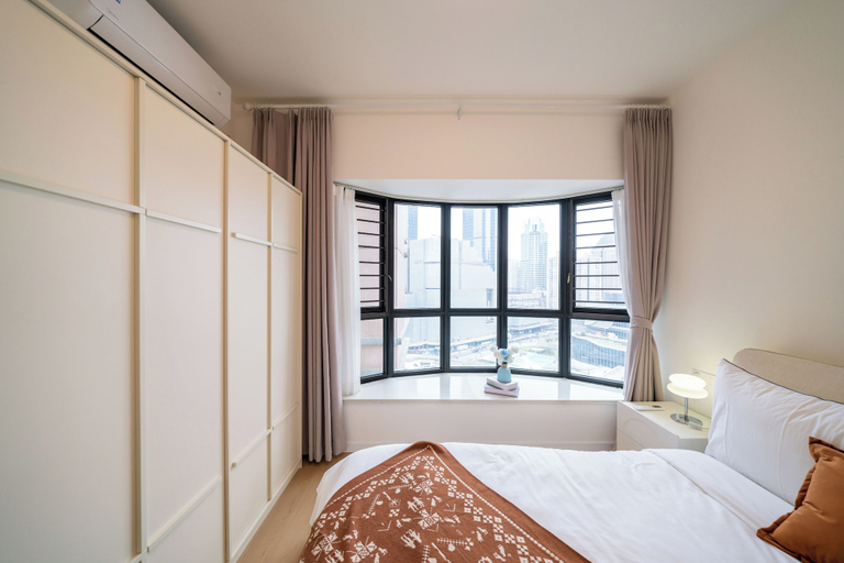 Room 2, Tyms 3BR 2BA Apt  Gubei Fully Furnished, Shanghai