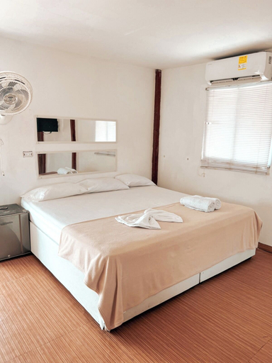 Room 2, Margaritas Beach Club, Cartagena de Indias