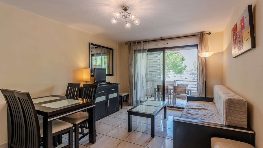 Living room 5, Carre Marine Ndeg207 - 2P4, Alpes-Maritimes