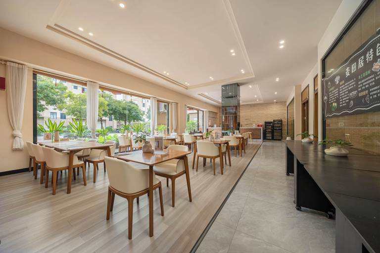 Food & Drinks 5, Meeteem Boutique Hotel Jingxi, Baise