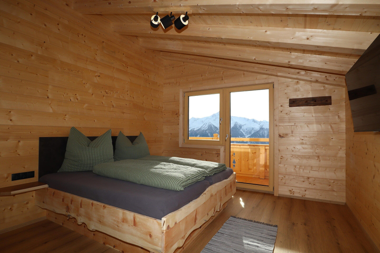 Room 3, Chalet at 1700m with panoramic views, Schwaz