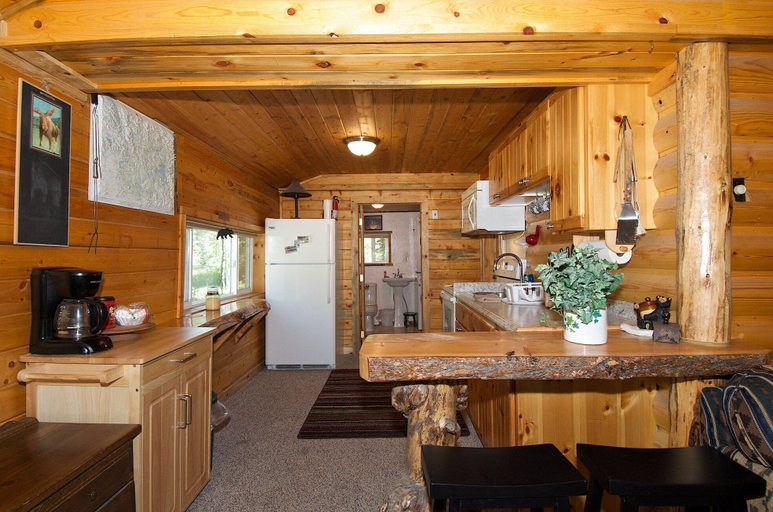 Interior 2, Remington Retreat, Fremont