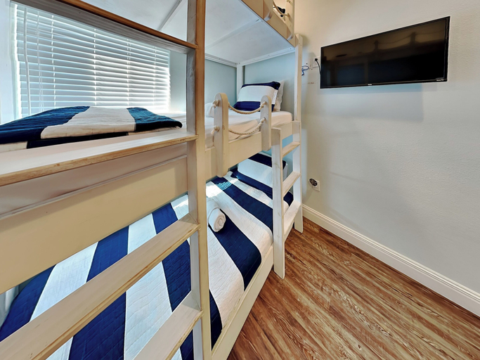 Bedroom 2, Barnacle House by Miss Kitty’s, Aransas