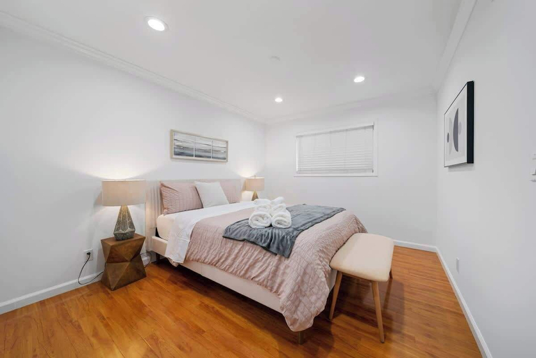 Interior 5, Marbella Lane - Your Cozy Haven 2BR Retreat, Los Angeles