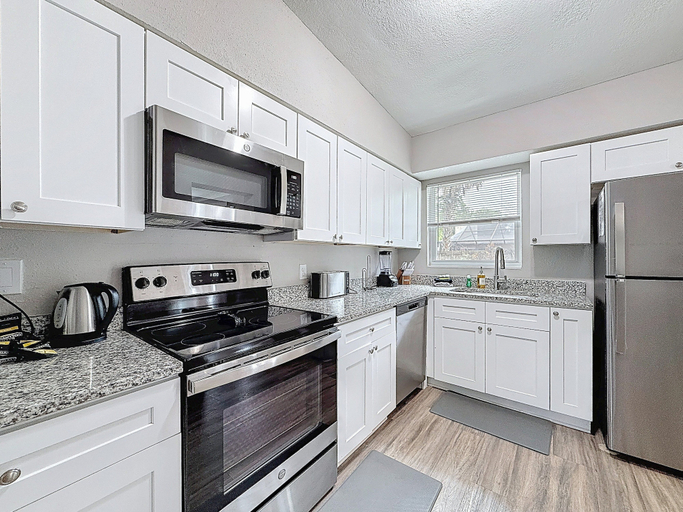 Primary image, 3012 E Norfolk Street, Hillsborough