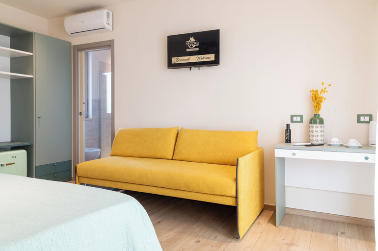 Room 2, Agriturismo Agricoccinella - Pool&Restaurant, Livorno