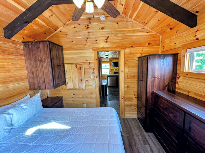 Interior 3, Bmv7 Tiny Home Topline, Coos
