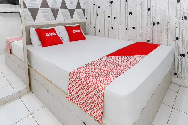 Bedroom 2, Hotel O Room Transit By At, Tangerang