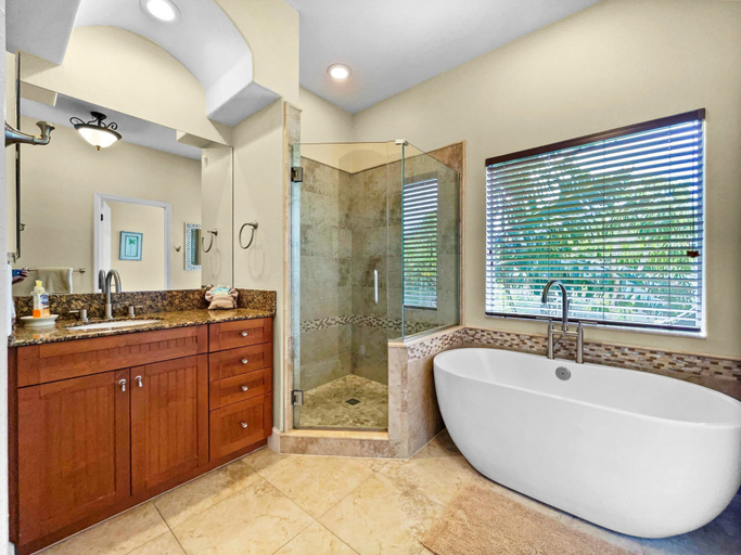 Bathroom 3, Avenida De Cortez, Sarasota