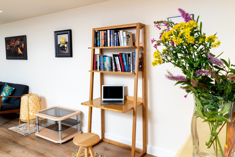 Living room 4, Bright Apartment With Patio Garden, No Deposit, North Yorkshire
