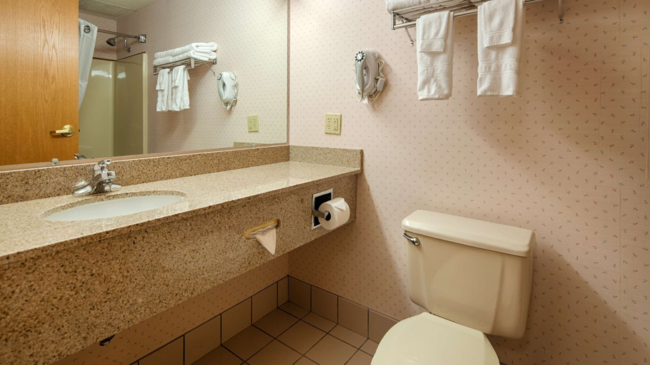 Bathroom 3, Best Western Sault Ste. Marie, Chippewa
