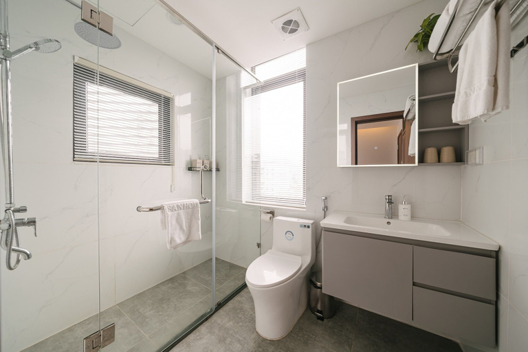 Bathroom 4, San Seize Hanoi Hotel, Cầu Giấy