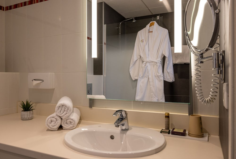 Bathroom 3, QUALYS HOTEL VAL VIGNES, Haut-Rhin