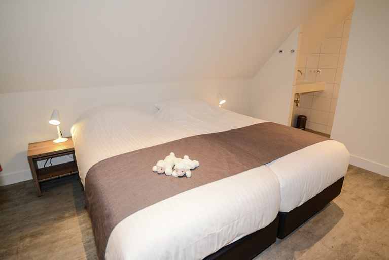 Bedroom 2, Luxury Villa in Texel, Texel