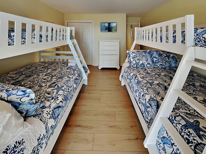 Bedroom 2, Summer Wynd by Topsail Realty