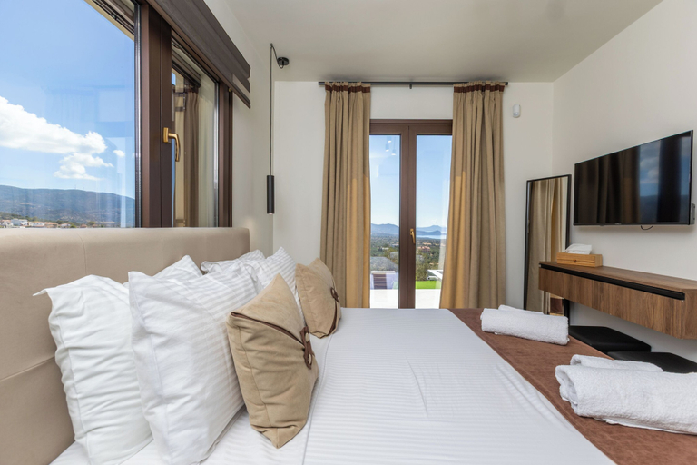 Room 2, Elithea Villas, Peloponnese