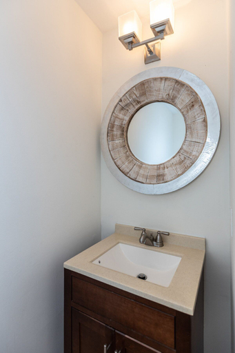 Interior 5, Latitude Adjustment, Virginia Beach