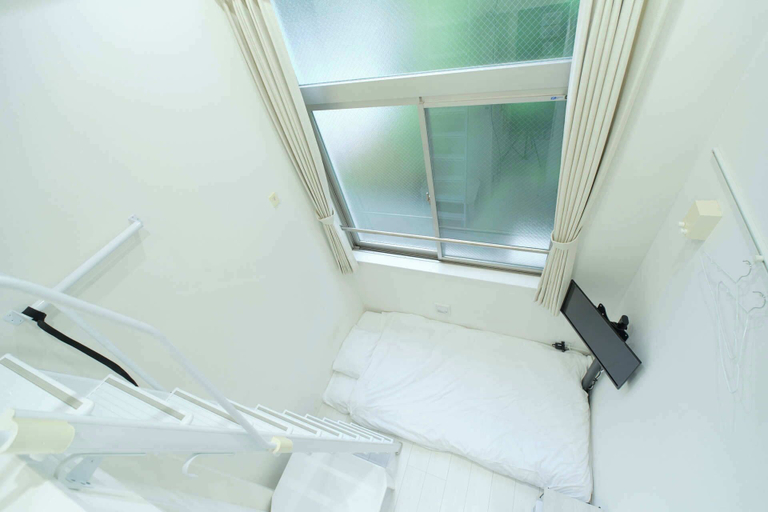 Bedroom 3, Nano Kamiochiai, Shinjuku