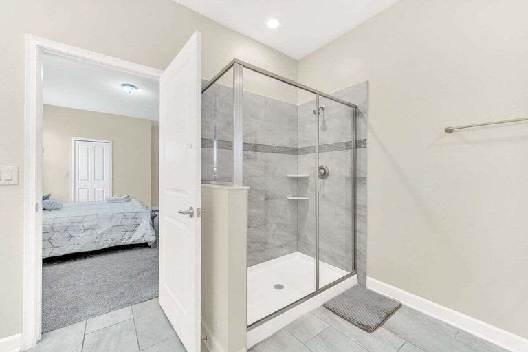 Interior 5, 9032sd Lux 9Br Villa Close 2 Disney Pool Spa, Osceola