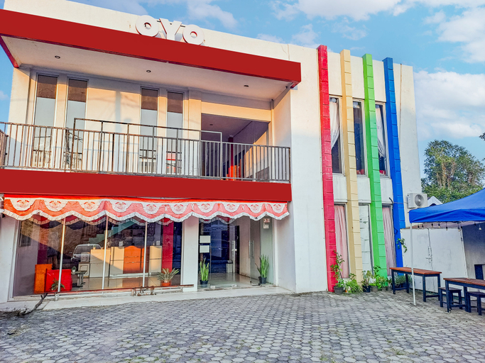 Exterior & Views 1, Hotel O Enggal Near Gor Saburai Formerly Hotel Pelangi, Bandar Lampung