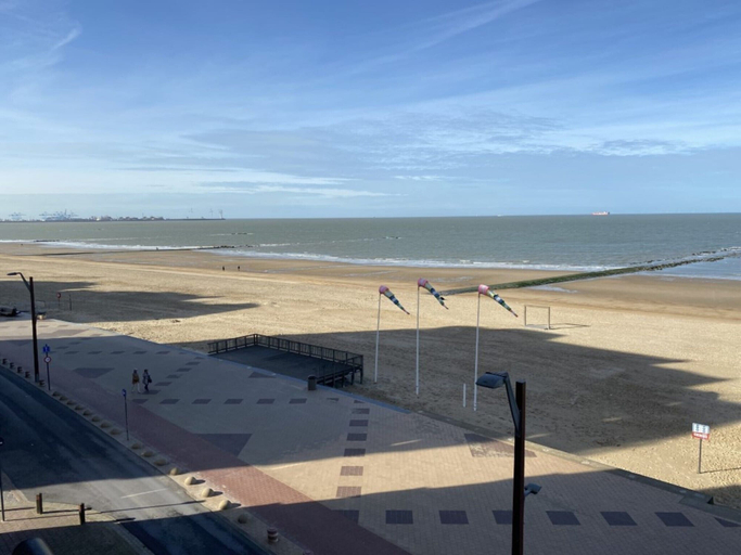 View from property 3, Studio in Knokke With Stunning Sea Views, West-Vlaanderen