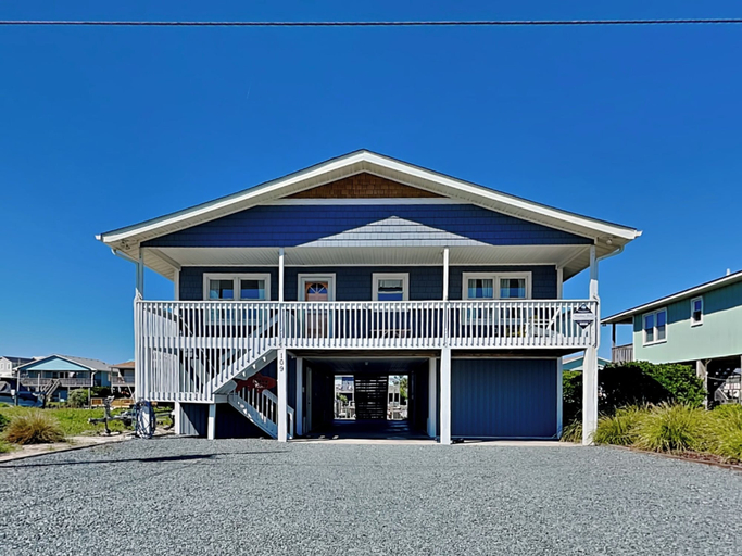 Exterior & Views 1, On Island Time by Topsail Realty, Pender