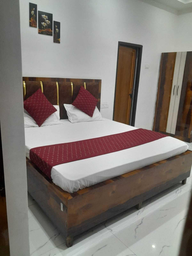 Room 3, Trishul Inn, Varanasi