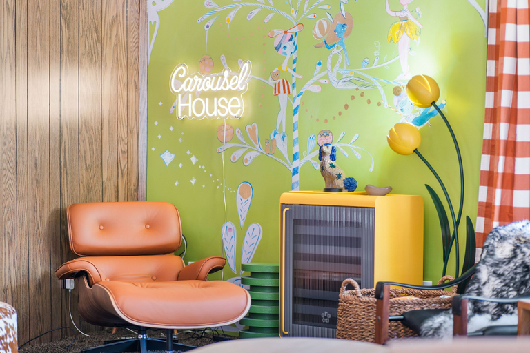 Interior 4, Carousel House, Deschutes
