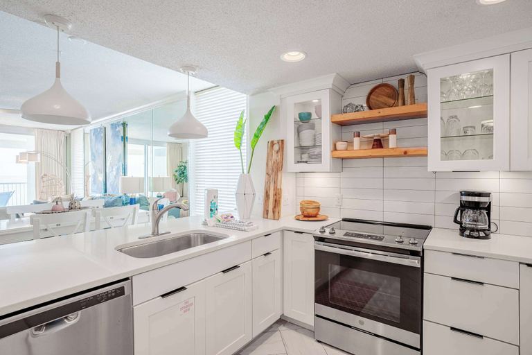 Private kitchen 3, Majestic Sunset For 11, Bay