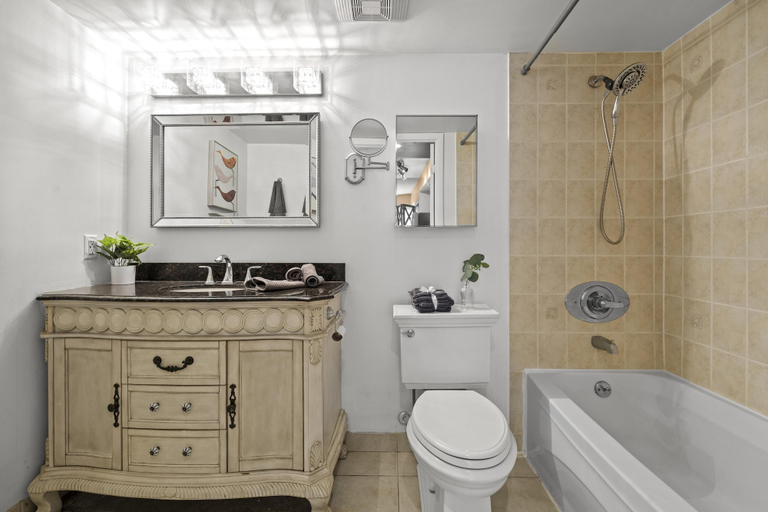 Bathroom 4, The Pantages Suite, Toronto