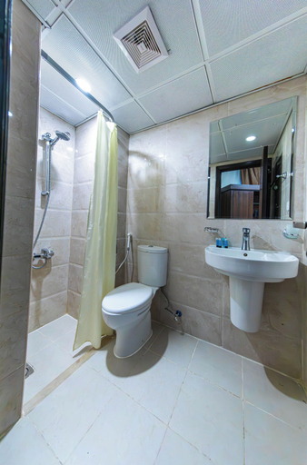 Bathroom 4, TARA ALYASMEEN HOTEL, Makkah