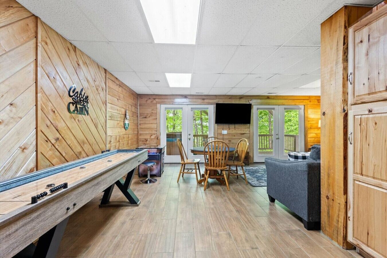 Interior 3, Hot Tub & Wifi - Birdsong - Red River Gorge, KY, Powell