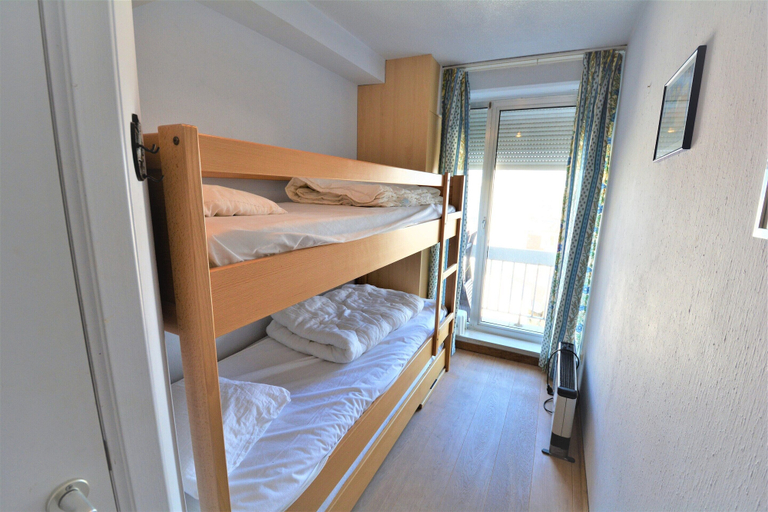Room 2, Penthouse With Large sun Terrace, West-Vlaanderen