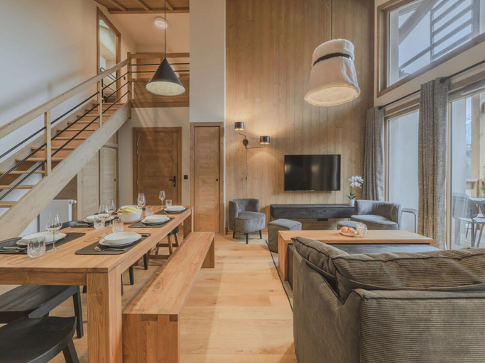 Living room 2, Spacious Alpine Apartment With Jacuzzi, Haute-Savoie