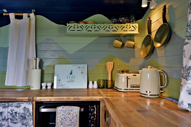 Private kitchen 3, Tranquil Shepherds Hut With Stunning Views, No Deposit, Gwynedd