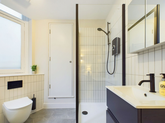 Bathroom 3, Be London - Piccadilly Circus Residences, London