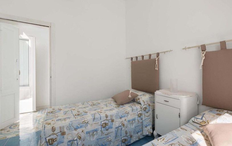 Room 3, 1689 Villa Blu Cobalto - Appartamento 3, Taranto