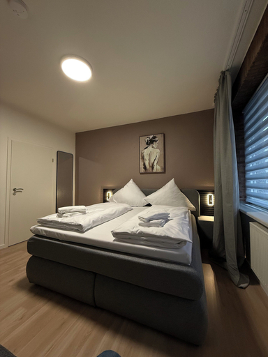 Room 4, SHIN CENTRAL, Essen