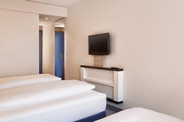 Bedroom 4, H+ Hotel Köln Brühl by Sunday Hotels, Rhein-Erft-Kreis